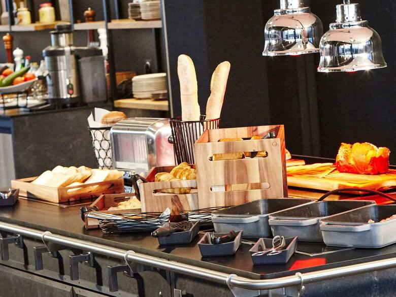 Hotel Kyriad Prestige Le Bourget - Aeroport