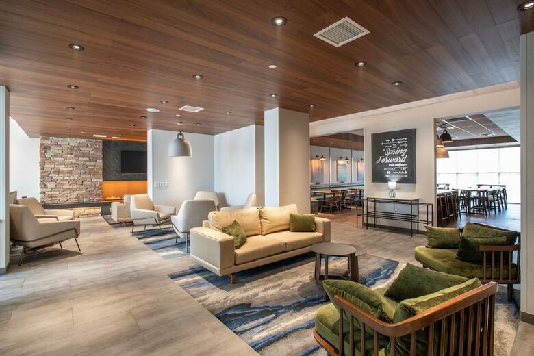 Hotel Comfort Suites Newport