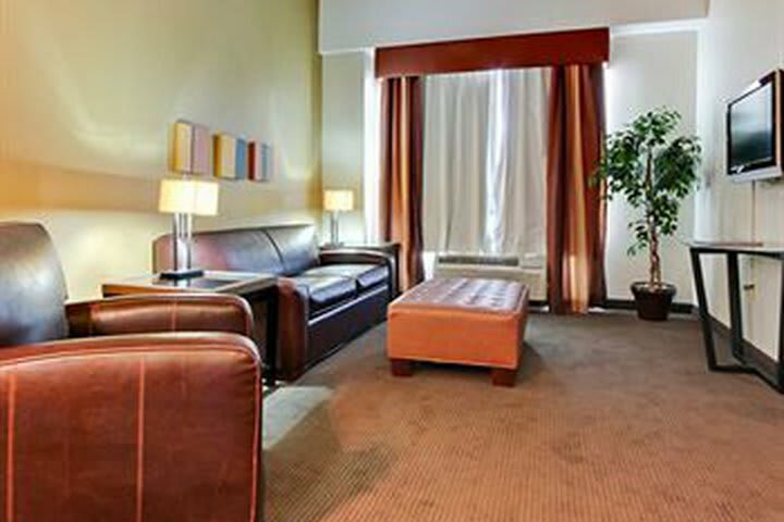 Hotel Comfort Suites Newport