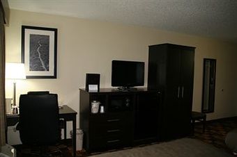Hotel Americinn Lodge & Suites Elkhorn