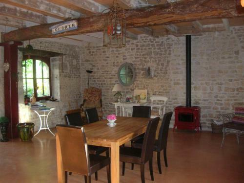 Bed & Breakfast Le Logis De La Poupeliere