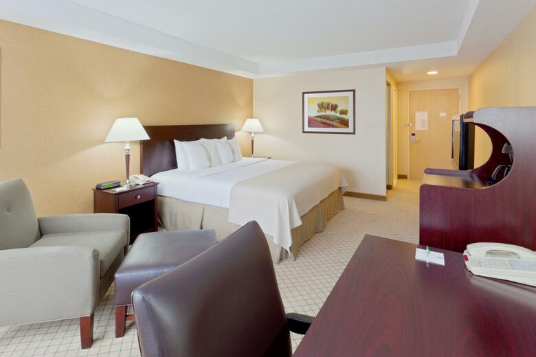 Hotel Armoni Inn & Suites