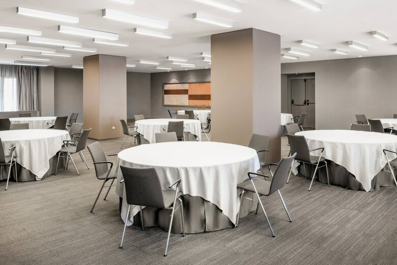 AC Hotel Iberia Las Palmas By Marriott
