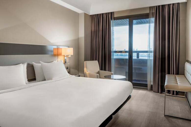 AC Hotel Iberia Las Palmas By Marriott