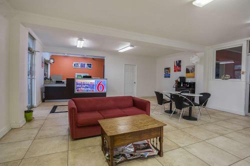 Motel Crown Inn Brinkley