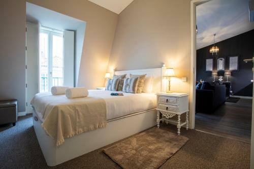 Lisbon Inside Connect - Bairro Alto Apartments