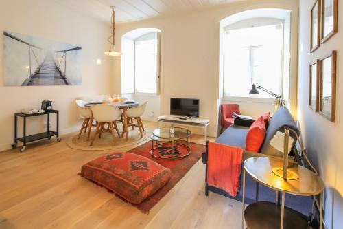 Lisbon Inside Connect - Bairro Alto Apartments