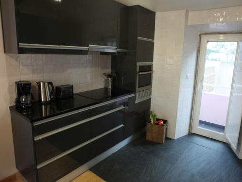Traveling To Lisbon Castelo Apartments