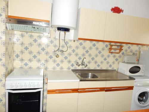 Apartamentos Tur�sticos Coral Da Rocha 3
