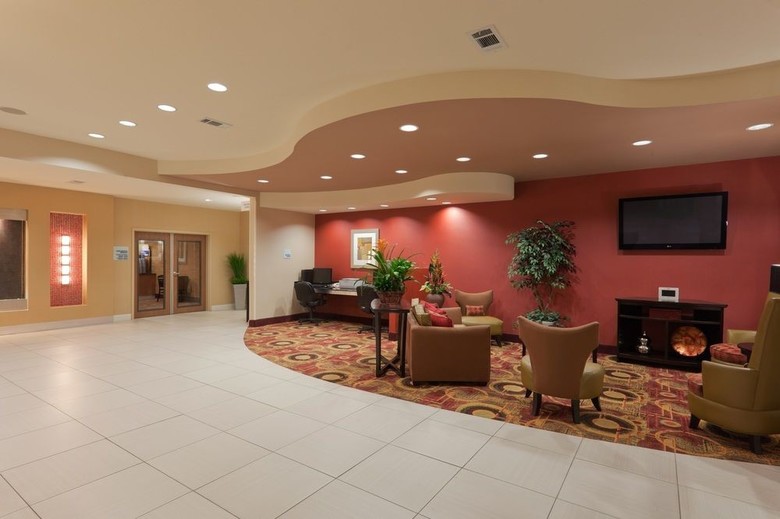 Holiday Inn Express Hotel Winona North