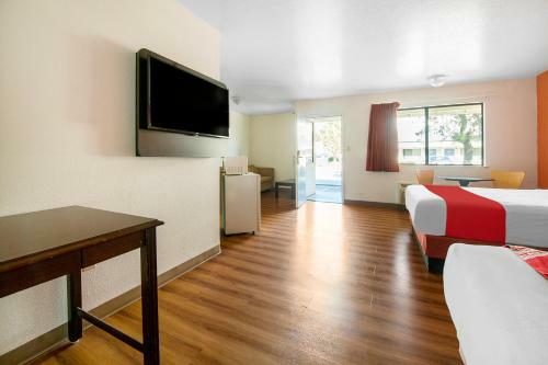 Motel 6 Dunnigan