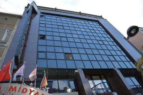 Grand Midyat Hotel