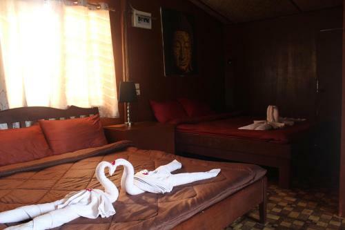 Hostal El Greco Lounge Bar Greek Restaurant Guesthouse