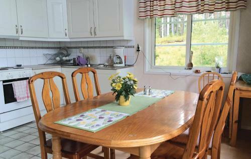 Holiday Home B�ckshult Gnosj�
