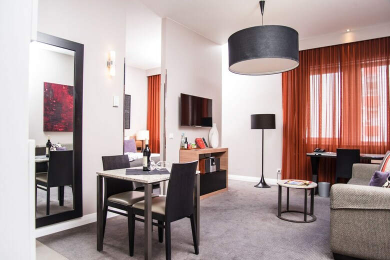 Adina Apartment Hotel Berlin Checkpoint Charlie
