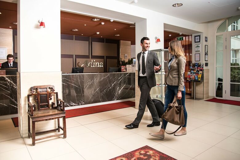 Adina Apartment Hotel Berlin Checkpoint Charlie
