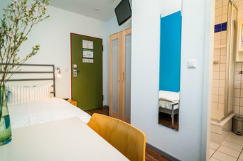 Apartamentos Amstel House Hostel