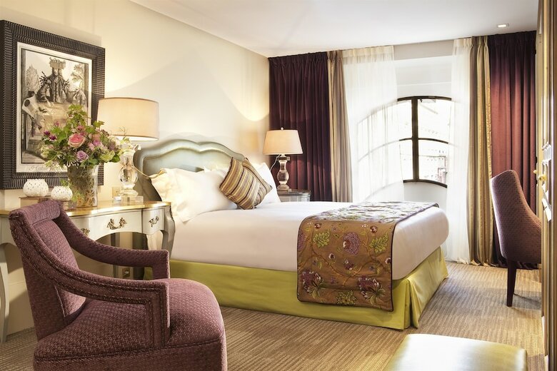 Hotel La Maison Favart