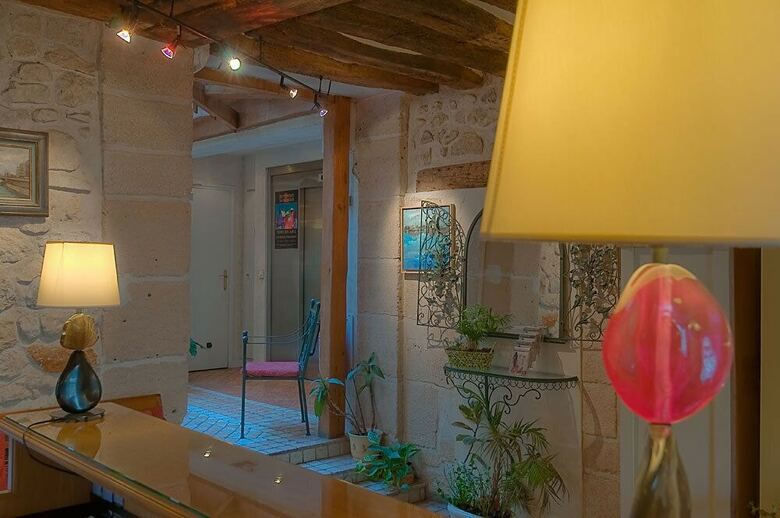 Hotel Les Rives De Notre Dame