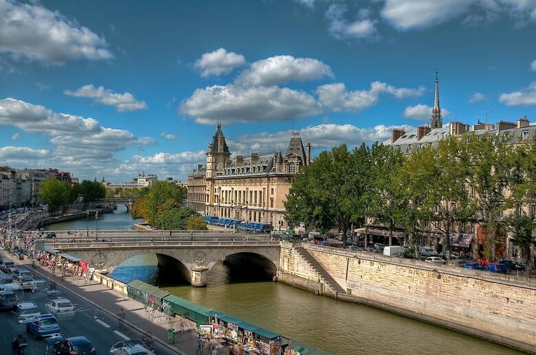 Hotel Les Rives De Notre Dame