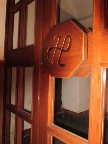 Hostal Penzion A Kavarna U Holubu