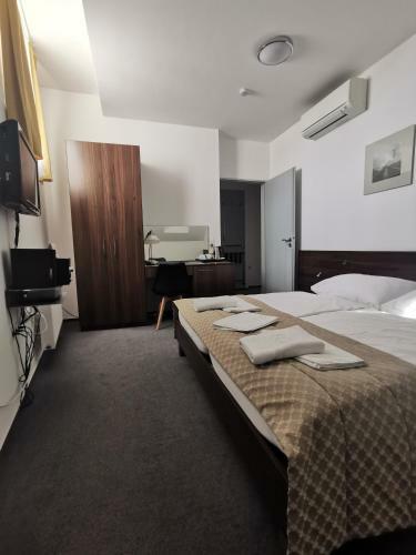 Hostal Penzion U Zvonu