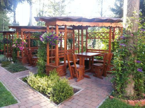 Hostal Penzion Restaurant Pod Boub�nem