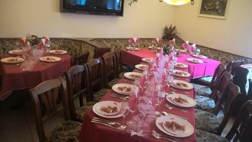 Hostal Penzion Restaurant Pod Boub�nem