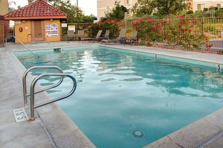Hotel Comfort Suites Stevenson Ranch