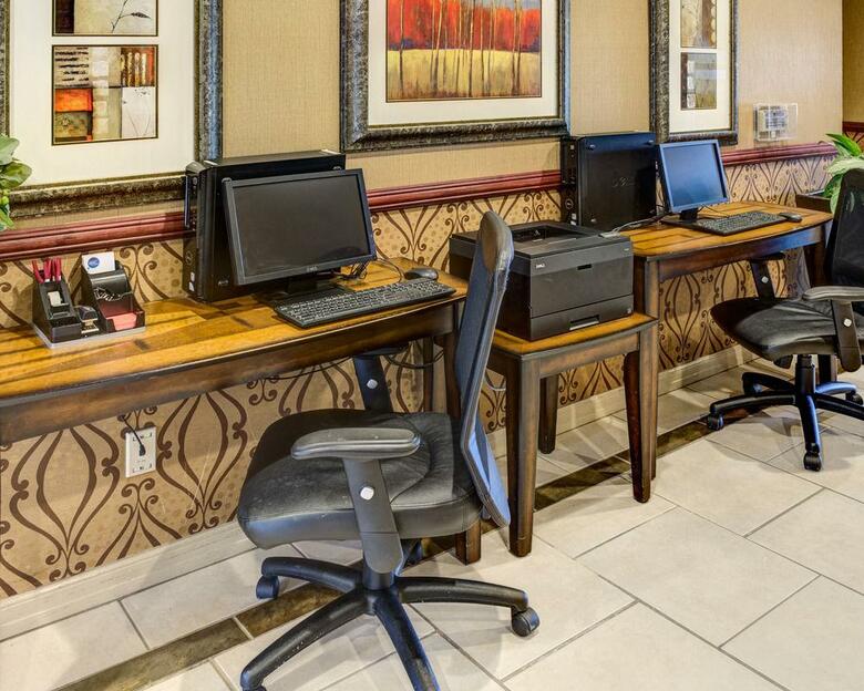 Hotel Comfort Suites Stevenson Ranch