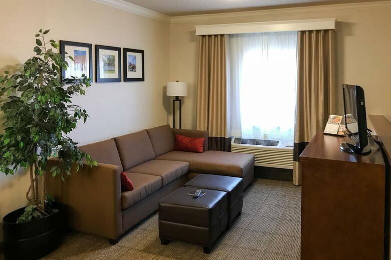 Hotel Comfort Suites Stevenson Ranch