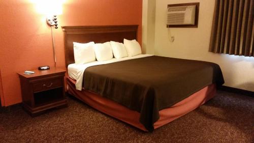Hotel Americinn Forest Lake