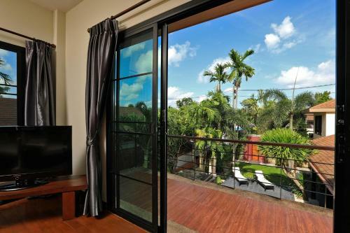 Villa Awhero By Tropiclook