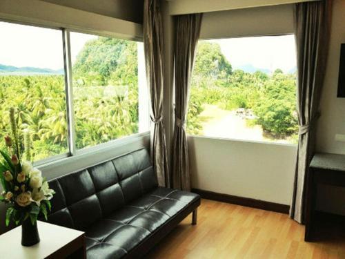 Sinkiat Buri Hotel