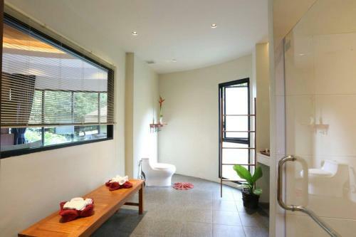 Hotel Rock And Tree House Resort