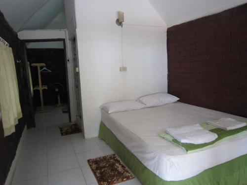 Hotel Pine Bungalow Krabi