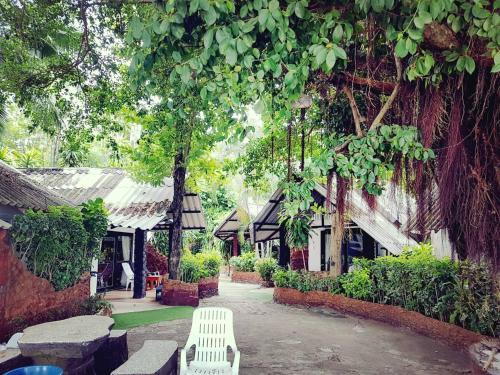 Hotel Pine Bungalow Krabi