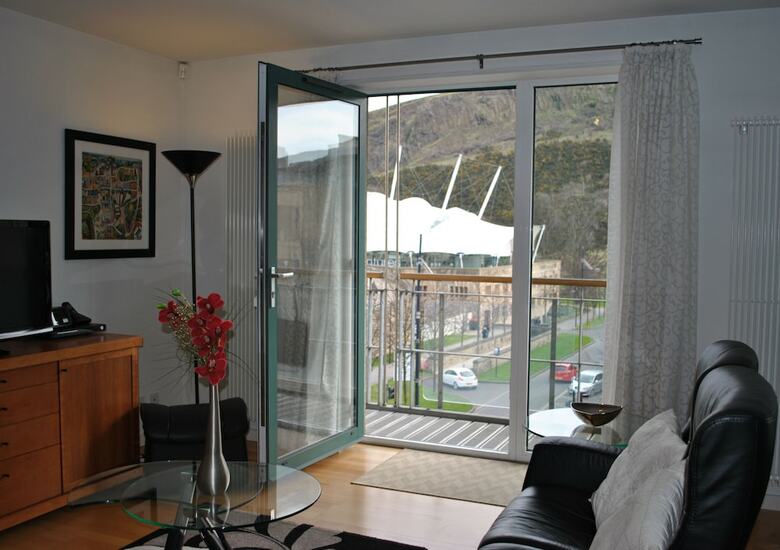 Hotel Dreamhouse Apartments Edinburgh Holyrood Park