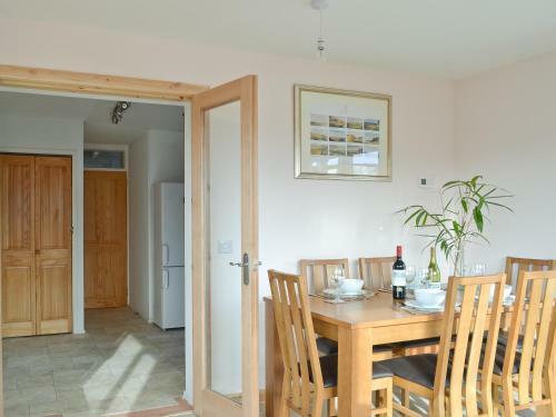 Rowanlea Cottage