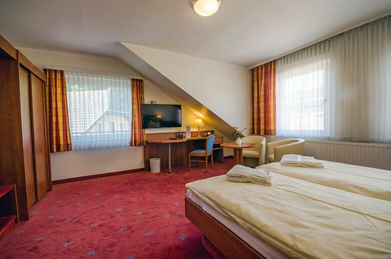 Avalon Hotelpark K�nigshof