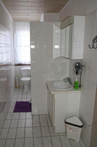 Hostal 1a Zimmervermietung Bad M�nder