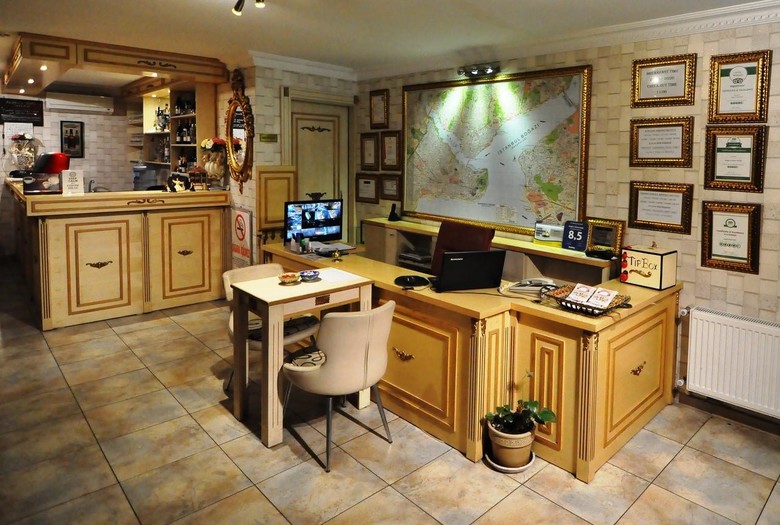 Angel's Home Hotel