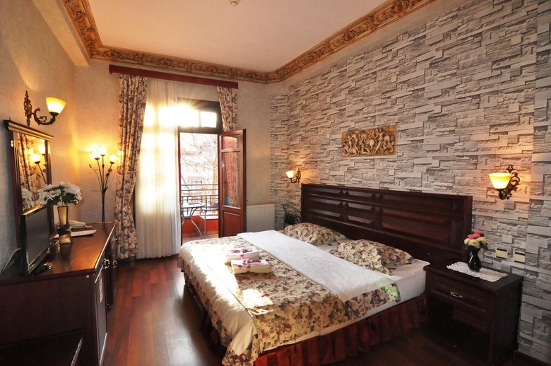Angel's Home Hotel
