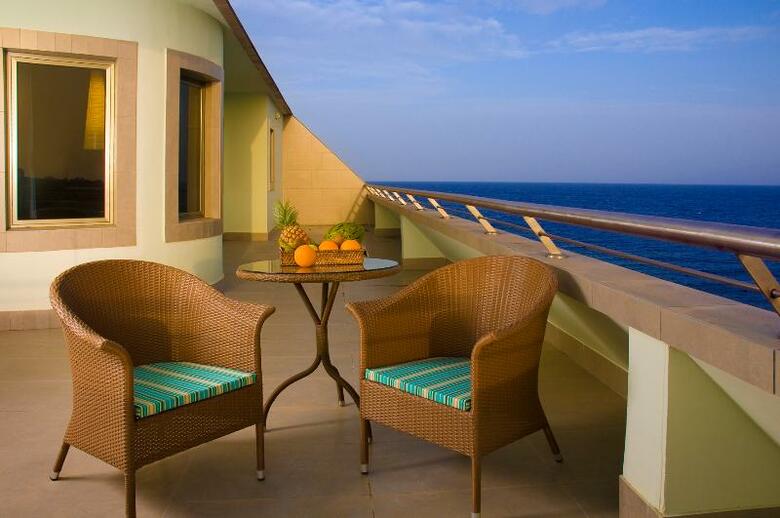 Kn Hotel Arenas Del Mar Adults Only