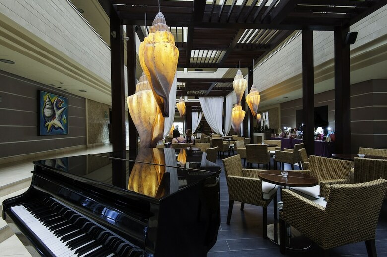 Kn Hotel Arenas Del Mar Adults Only