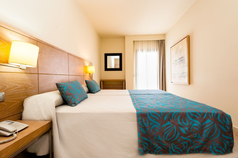 Kn Hotel Arenas Del Mar Adults Only
