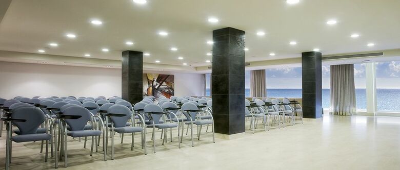 Kn Hotel Arenas Del Mar Adults Only