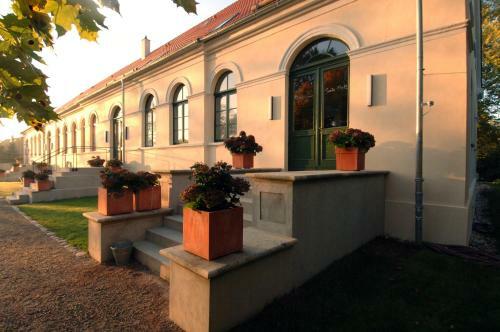 Kavaliershaus Suitehotel Am Finckenersee