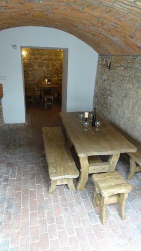 Hostal Restaurace A Penzion U Novaku