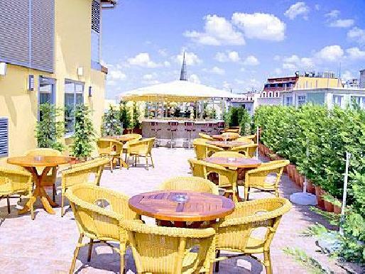 Lady Diana Hotel
